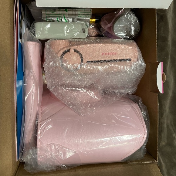 Fujifilm Instax Mini 7s Bundle - Pink - Picture 4 of 6